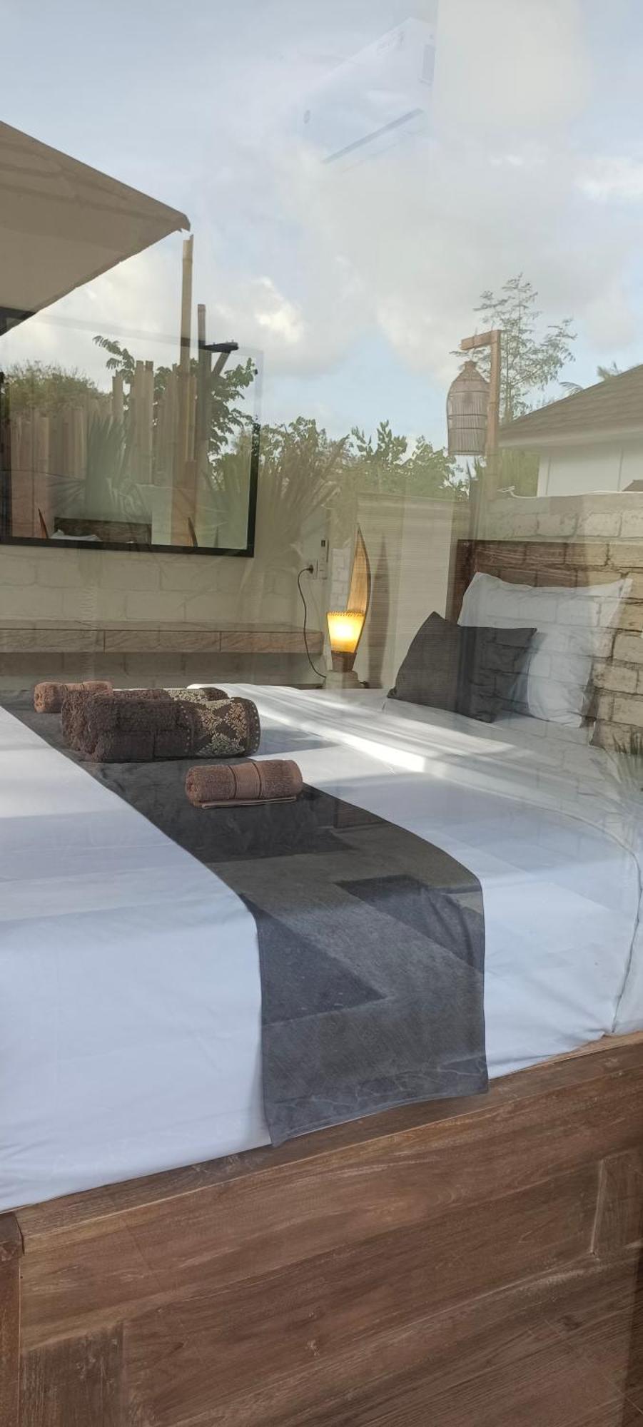 The Luxe Lombok Villa *